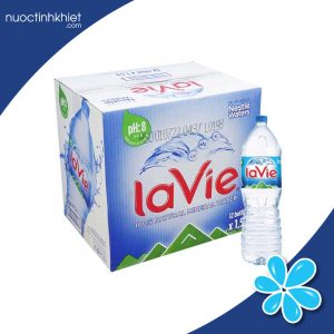 Thùng nước uống Lavie 1.5L
