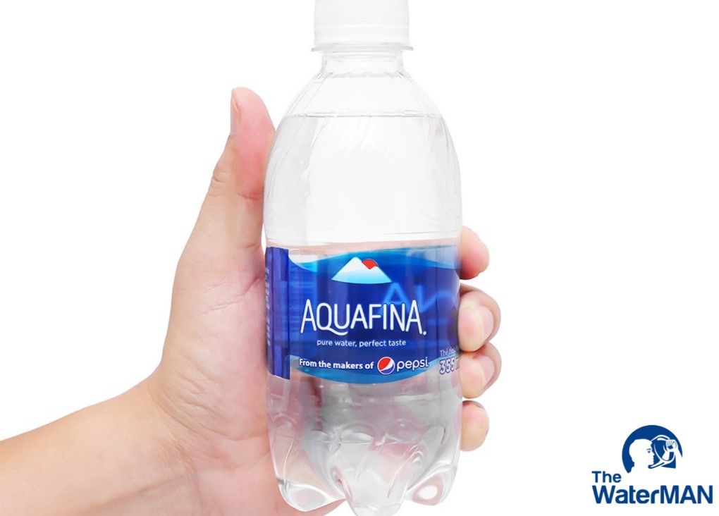 Sử dụng nước Aquafina